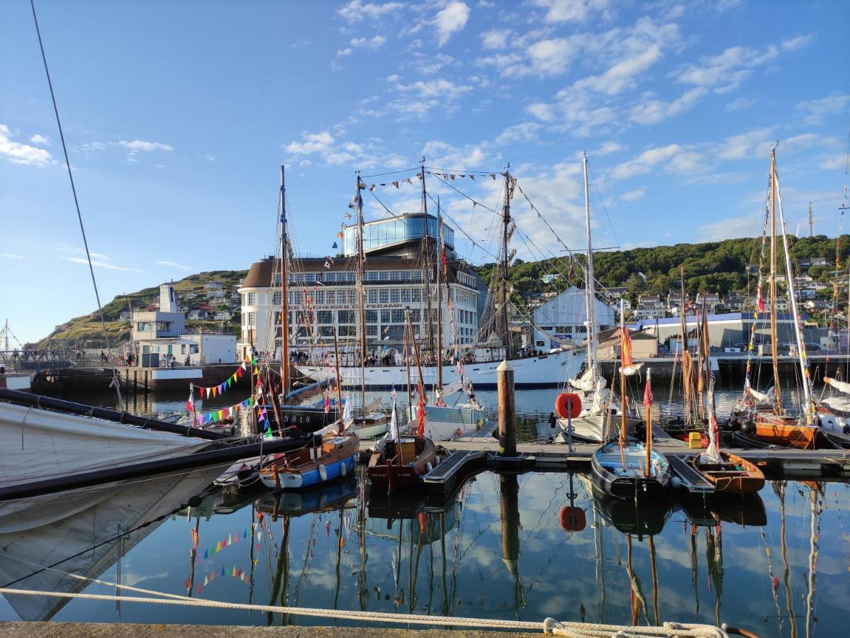 Le Reflet Des Voiles Face Au Port De Fecampアパートメント エクステリア 写真
