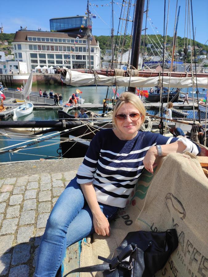 Le Reflet Des Voiles Face Au Port De Fecampアパートメント エクステリア 写真